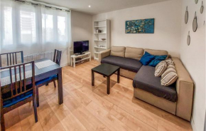 Amazing apartment in Montpellier with WiFi and 2 Bedrooms